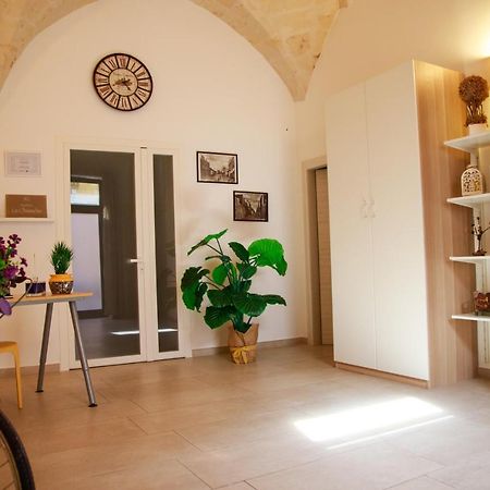 Bed and Breakfast Residenza Le Chianche Latiano Екстер'єр фото